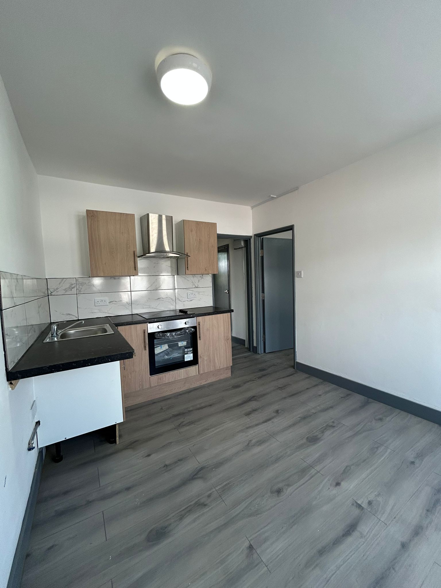 15 Jephson Road 